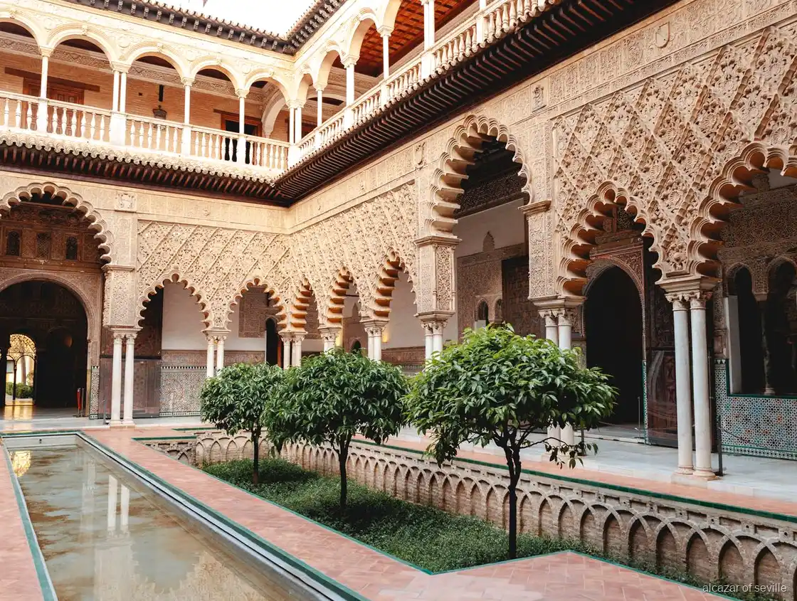 VIP-tur med tidig tillgång till Alcázar of Seville, tomt palats före öppning