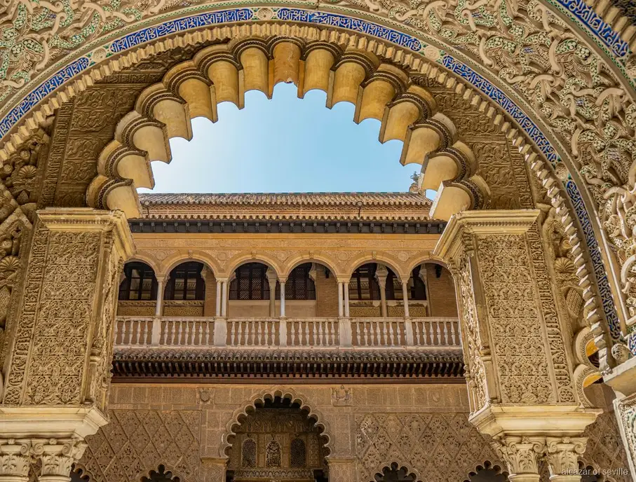 Bilet do Royal Alcázar of Seville z audioprzewodnikiem, dziedziniec pałacu