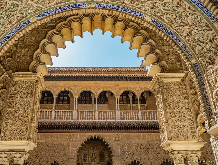 Bilhete com audioguia do Real Alcázar de Sevilha, pátio do palácio